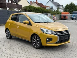 Gelb Gebraucht 2020 Mitsubishi Space Star Diamant Edition Kleinwagen | 13.800 € (Fairer Preis)