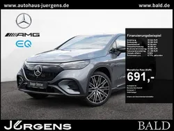 Grau selenite grey metallic Gebraucht 2024 Mercedes EQE500 AMG SUV | 73.480 € (Superpreis)