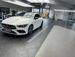 Weiß Gebraucht 2020 Mercedes CLA200 Limousine | 30.000 € (Teuer)