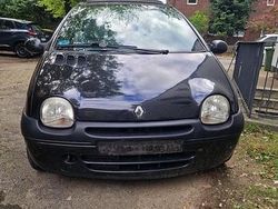 Schwarz Gebraucht 2004 Renault Twingo Kleinwagen | 750 €
