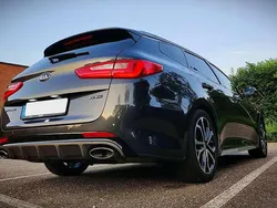 Grau Gebraucht 2017 Kia Optima GT-Line Kombi | 21.500 € (Teuer)