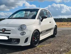 Weiß Gebraucht 2016 Abarth 595 Competizione Kleinwagen | 12.749 € (Etwas zu teuer)