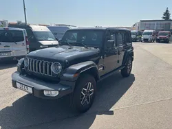 Schwarz (black clear coat) Neu 2025 Jeep Wrangler Unlimited Sahara SUV | 69.900 € (Teuer)
