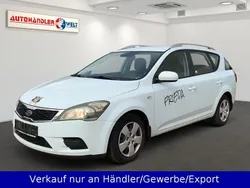 Weiß Gebraucht 2012 Kia Ceed Kombi | 1.999 € (Superpreis)
