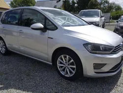 Reflexsilber metallic Gebraucht 2015 VW Golf Sportsvan LOUNGE Van / Kleinbus | 8.900 € (Guter Preis)