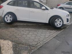 Weiß Gebraucht 2013 Chevrolet Cruze LT Kombi | 4.899 € (Etwas zu teuer)