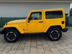 Gelb Gebraucht 2015 Jeep Wrangler SUV | 37.400 € (Etwas zu teuer)