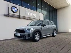 Grau Gebraucht 2021 Mini Cooper Countryman Essential SUV | 24.925 € (Etwas zu teuer)