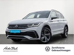 Weiß (pure white) Gebraucht 2023 VW Tiguan R-line SUV | 38.440 € (Fairer Preis)