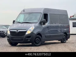 Blau Gebraucht 2012 Opel Movano Van | 8.999 €