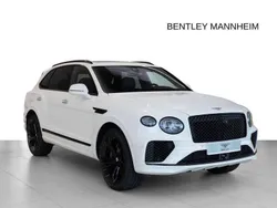Weiß (glacier white) Gebraucht 2024 Bentley Bentayga SUV | 238.888 €