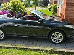 Schwarz Gebraucht 2010 Renault Mégane Cabriolet Luxe Cabrio | 4.900 € (Fairer Preis)