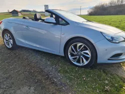 Grau Gebraucht 2013 Opel Cascada Edition Cabrio | 9.900 € (Guter Preis)