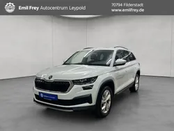 Weiß Gebraucht 2022 Skoda Kodiaq Tour SUV | 32.890 € (Guter Preis)