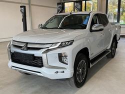 Weiß Gebraucht 2021 Mitsubishi L200 Spirit Abholung | 33.990 € (Fairer Preis)