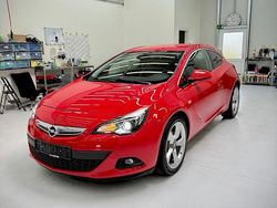 Rot Gebraucht 2015 Opel Astra GTC Coupé | 9.600 € (Etwas zu teuer)