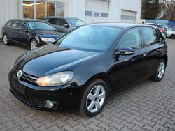 Schwarz Gebraucht 2011 VW Golf VI Team Kleinwagen | 4.999 € (Guter Preis)