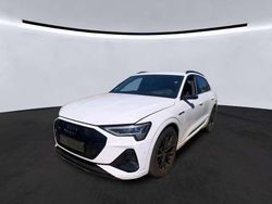 Gletscherweiß metallic Gebraucht 2021 Audi e-tron S-Line SUV | 38.930 € (Etwas zu teuer)