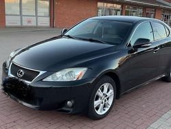 Schwarz Gebraucht 2010 Lexus IS220d Limousine | 8.500 € (Teuer)