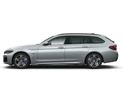 Grau Gebraucht 2021 BMW 530 Kombi | 39.777 €