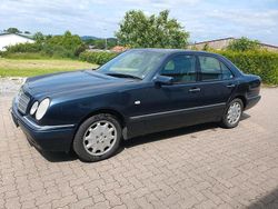 Gebraucht 1997 Mercedes E430 Limousine | 4.300 €