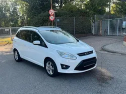 Weiß Gebraucht 2013 Ford Grand C-Max Van / Kleinbus | 3.999 € (Guter Preis)