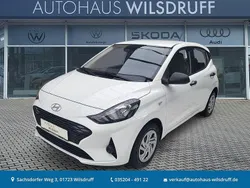 Atlas white Neu 2025 Hyundai i10 Comfort Kleinwagen | 15.590 € (Guter Preis)