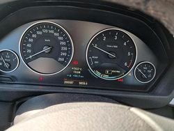 Rot Gebraucht 2014 BMW 320 Limousine | 13.500 € (Fairer Preis)