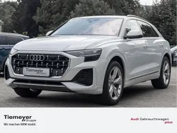 Weiß Gebraucht 2024 Audi Q8 S-Line SUV | 74.870 €