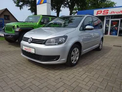 Silber Gebraucht 2013 VW Touran Comfortline Van / Kleinbus | 8.480 € (Fairer Preis)