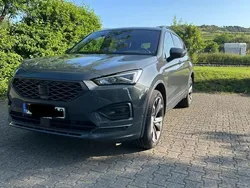 Grau Gebraucht 2022 Seat Tarraco 4Drive SUV | 34.900 € (Fairer Preis)