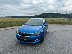 Blau Gebraucht 2015 Skoda Fabia Joy Kleinwagen | 8.800 € (Fairer Preis)