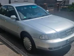 Silber Gebraucht 1997 Audi A4 Limousine | 987 € (Teuer)