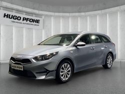 Silber Gebraucht 2023 Kia Ceed Kombi | 18.990 € (Superpreis)
