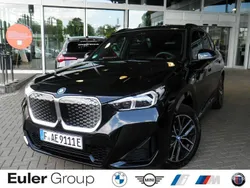 Schwarz Gebraucht 2025 BMW iX1 Performance SUV | 44.150 € (Fairer Preis)