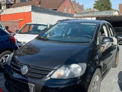 Schwarz Gebraucht 2006 VW Golf Plus Cross Van / Kleinbus | 3.499 € (Fairer Preis)