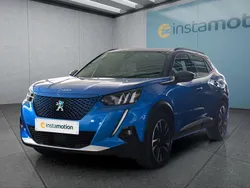 Blau Gebraucht 2021 Peugeot e-2008 SUV | 20.399 € (Fairer Preis)