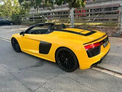 Gelb Gebraucht 2018 Audi R8 Spyder Sport Cabrio | 147.500 € (Etwas zu teuer)