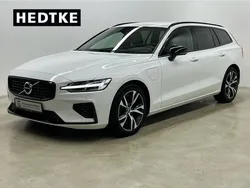 Weiß Gebraucht 2022 Volvo V60 R-Design Kombi | 40.990 € (Fairer Preis)
