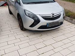 Silber Gebraucht 2012 Opel Zafira Tourer Selection Van / Kleinbus | 3.700 € (Teuer)