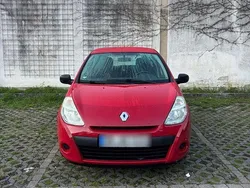 Rot Gebraucht 2012 Renault Clio IV Expression Kleinwagen | 3.500 € (Fairer Preis)
