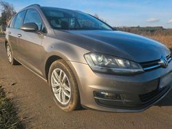 Grau Gebraucht 2016 VW Golf VII Kombi | 9.500 € (Fairer Preis)