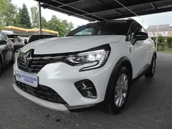 Weiss qnc+schwarz gne (metallic) Gebraucht 2020 Renault Captur Intens SUV | 14.890 € (Fairer Preis)