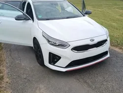 Weiß Gebraucht 2019 Kia ProCeed Kleinwagen | 19.500 € (Fairer Preis)