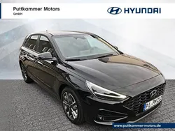 Schwarz Neu 2025 Hyundai i30 Advantage Limousine | 26.900 € (Etwas zu teuer)
