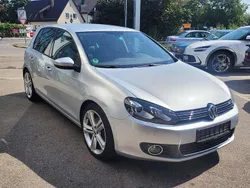 Silber Gebraucht 2011 VW Golf VI Highline Limousine | 6.000 € (Guter Preis)
