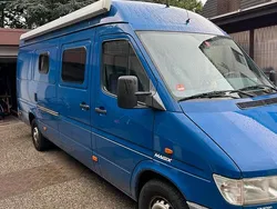 Blau Gebraucht 2000 Mercedes Sprinter Van | 21.000 €