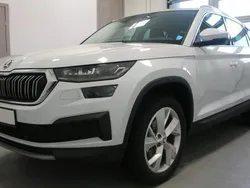 Moonweiss metallic Gebraucht 2022 Skoda Kodiaq Style SUV | 35.300 € (Fairer Preis)