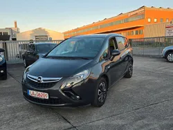 Grau Gebraucht 2014 Opel Zafira Tourer Style Van / Kleinbus | 8.999 € (Fairer Preis)
