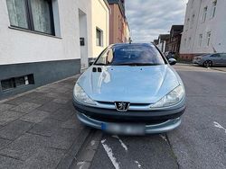 Silber Gebraucht 2003 Peugeot 206 Kleinwagen | 1.249 € (Fairer Preis)